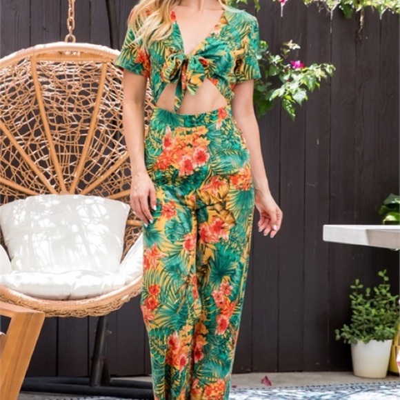 NEW WOMENS ARRIVAL TROPICAL FLORAL CROPPED BOW TIE GREEN YELLOW FLORAL JUMPSUIT - Picture 7 of 9